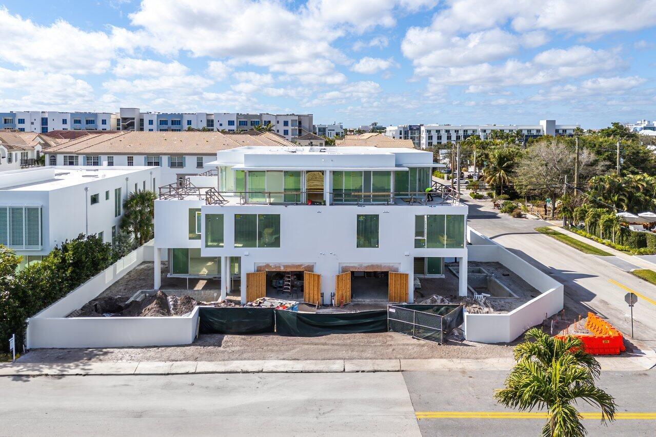 DELRAY TOWN OF - Residential