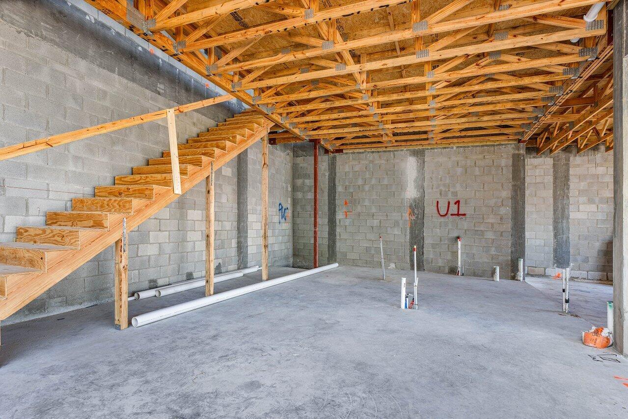 DELRAY TOWN OF - Residential