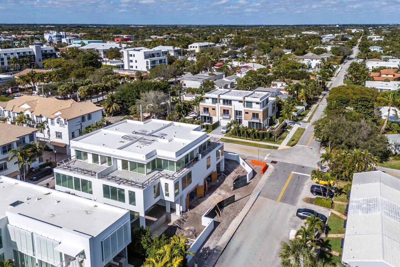 DELRAY TOWN OF - Residential