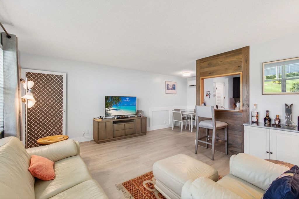 Photo of 880 Horizons W #106, Boynton Beach, FL 33435 (MLS # R11108241)