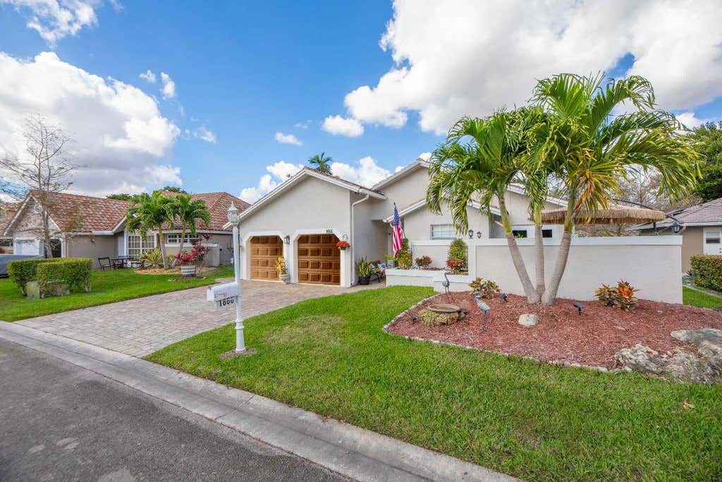 Photo of 1666 NW 106th Terrace, Coral Springs, FL 33071 (MLS # R11157202)