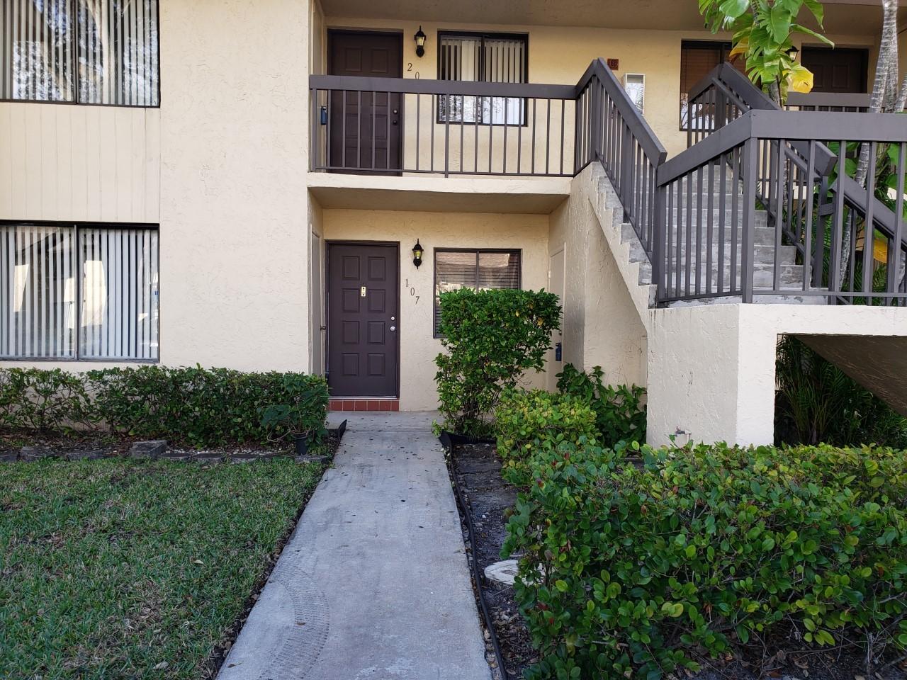 KENSINGTON WALK CONDO - Residential Lease