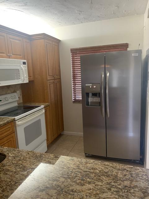 KENSINGTON WALK CONDO - Residential Lease