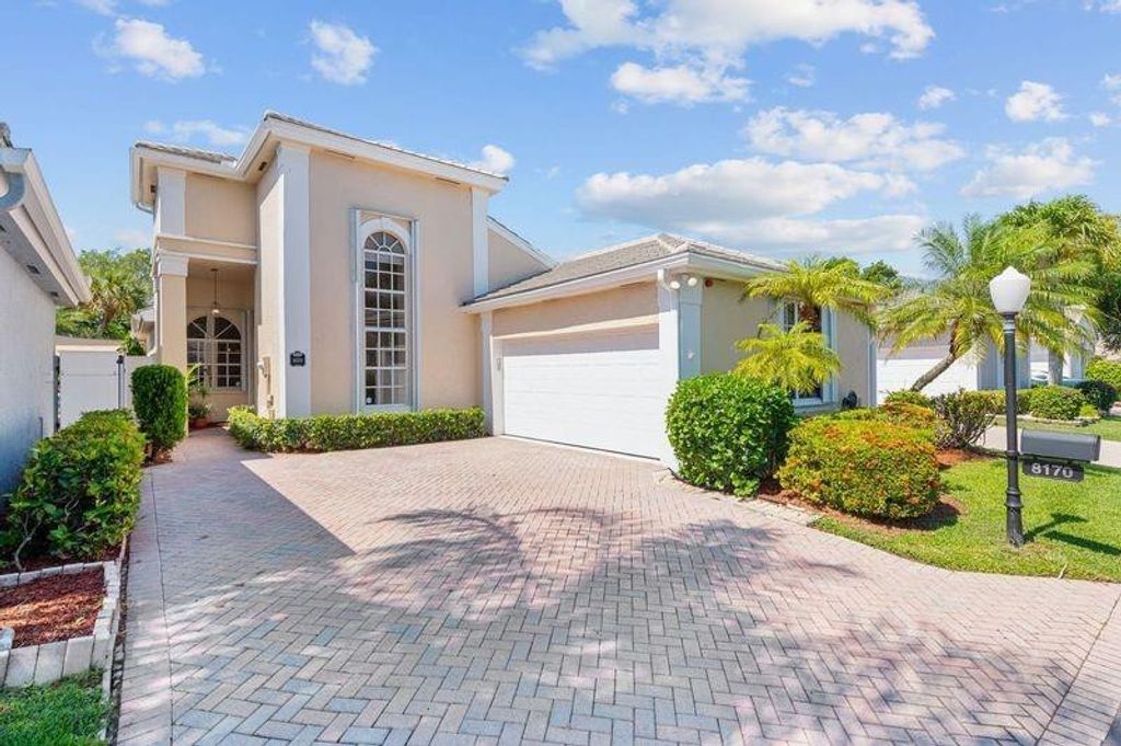 Photo of 8170 Hampton Wood Drive, Boca Raton, FL 33433 (MLS # F10503068)