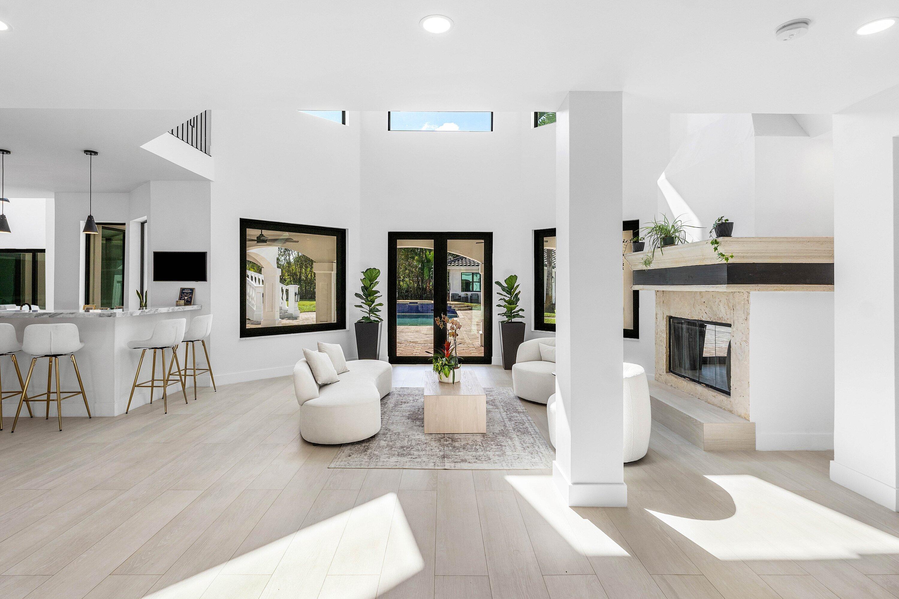 17600 Fieldbrook Circle E, Boca Raton, FL, 33496/$45,000 2 17600 Fieldbrook Circle E