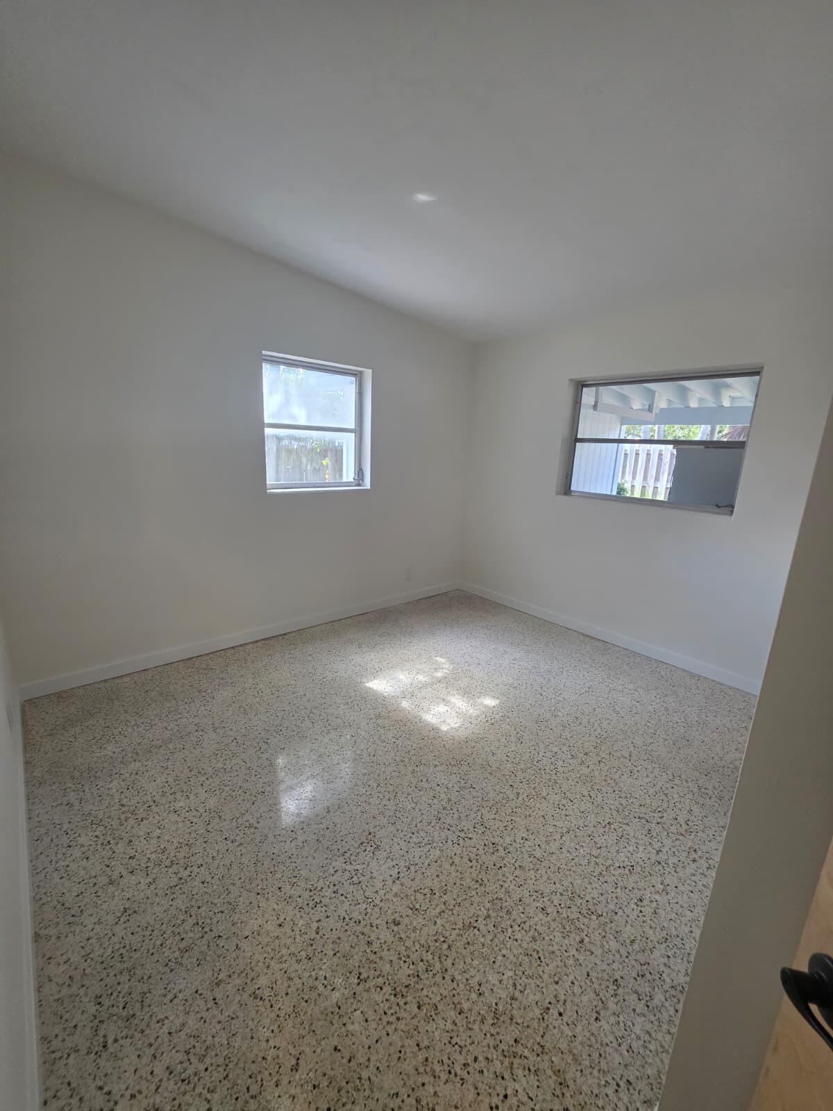 1815 Hillcrest Avenue