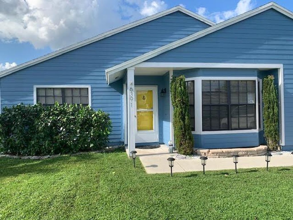 Photo of 6391 Robinson Street, Jupiter, FL 33458 (MLS # R10745936)