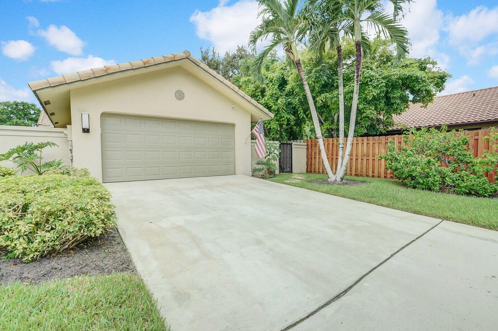 Photo of 1740 NW 21st Court, Delray Beach, FL 33445 (MLS # R11015340)
