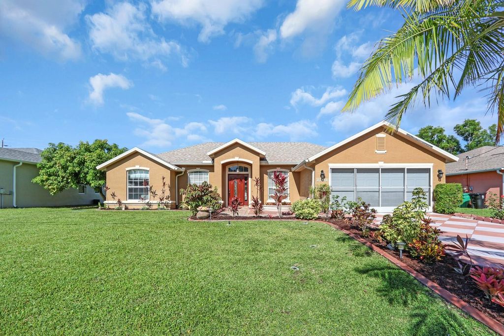 Photo of 5542 NW Kappa Court, Port Saint Lucie, FL 34986 (MLS # F10512138)
