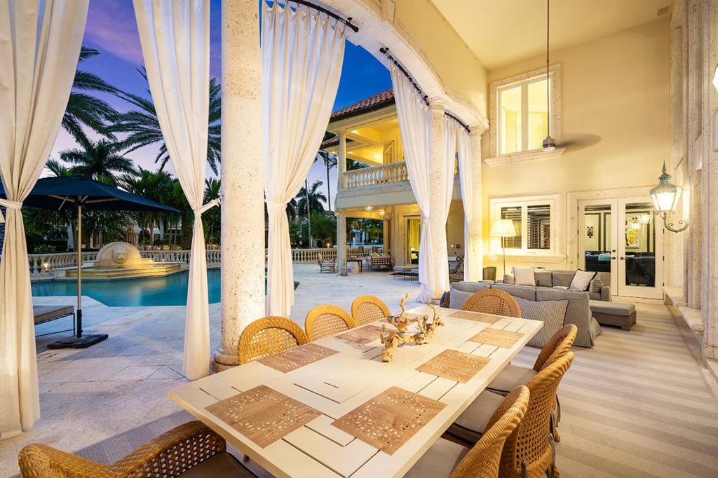 ROYAL PALM YACHT & COUNTRY CLUB - Residential