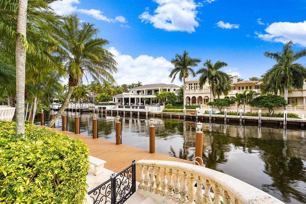ROYAL PALM YACHT & COUNTRY CLUB - Residential