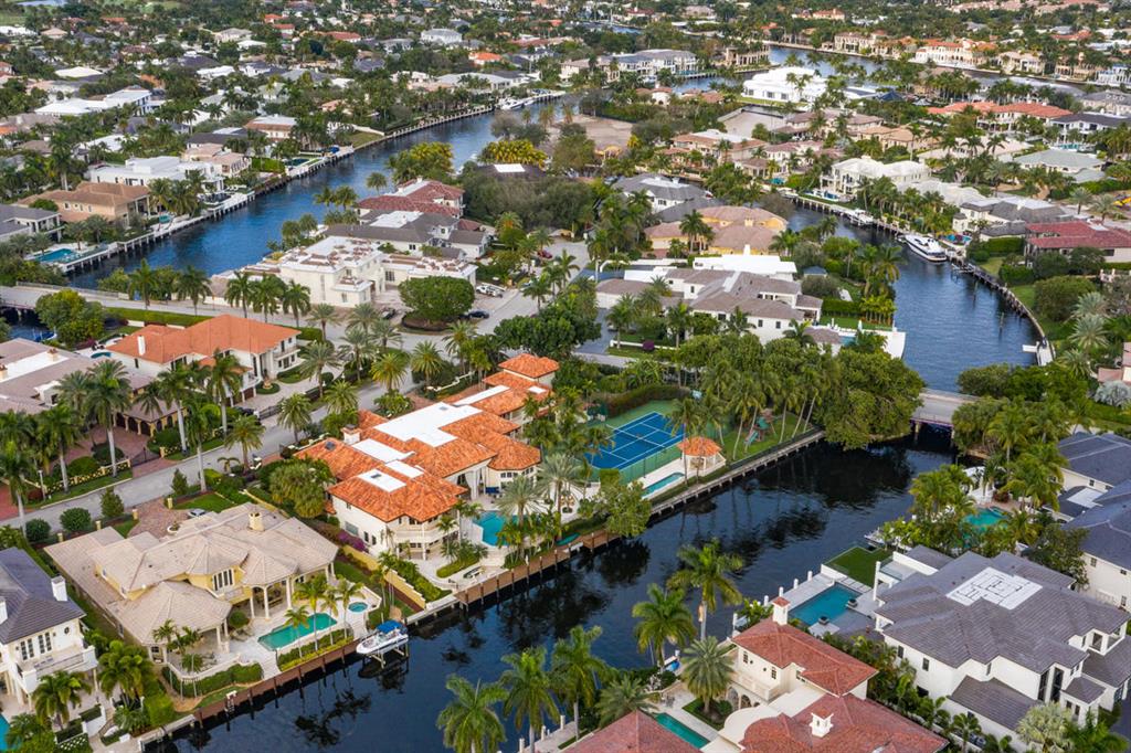 ROYAL PALM YACHT & COUNTRY CLUB - Residential