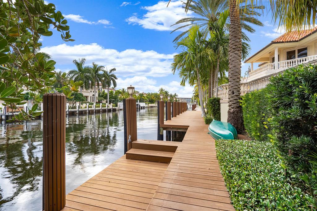 ROYAL PALM YACHT & COUNTRY CLUB - Residential