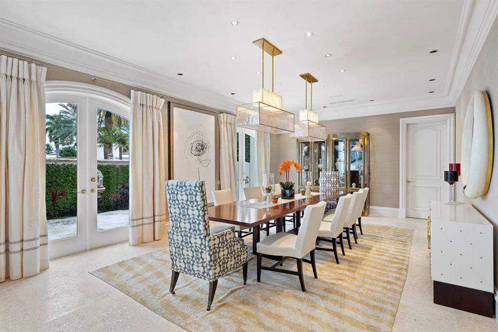 ROYAL PALM YACHT & COUNTRY CLUB - Residential