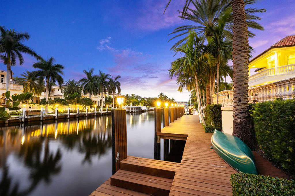 ROYAL PALM YACHT & COUNTRY CLUB - Residential