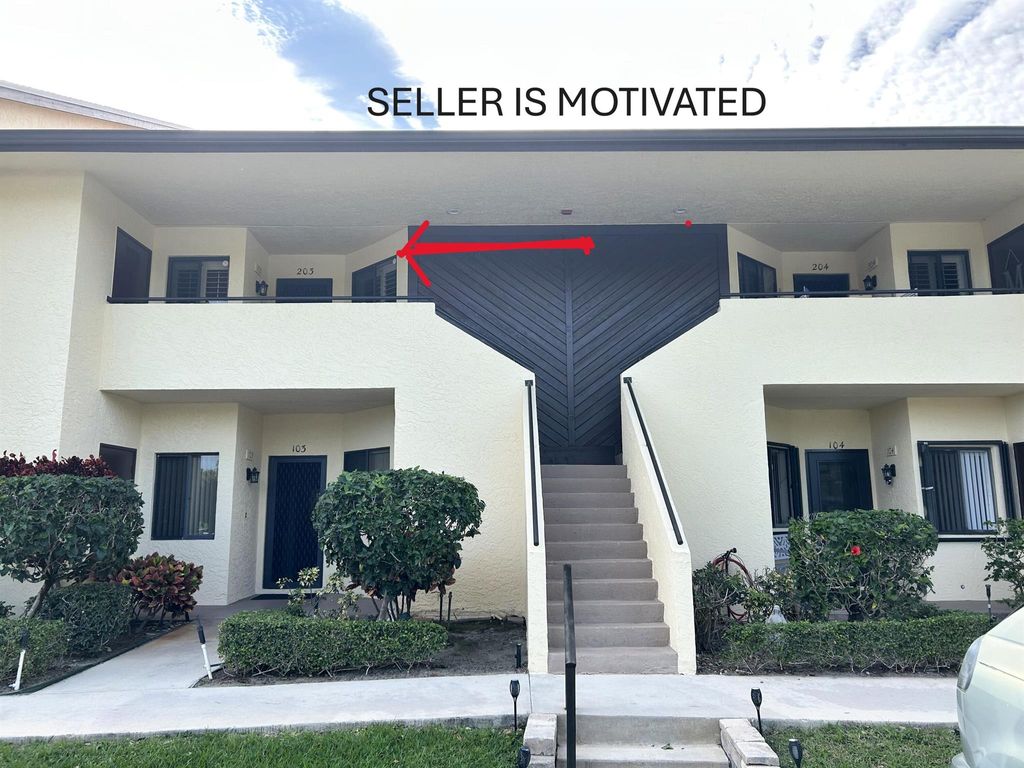 Photo of 6820 SE Constitution Boulevard #203, Hobe Sound, FL 33455 (MLS # R11065262)