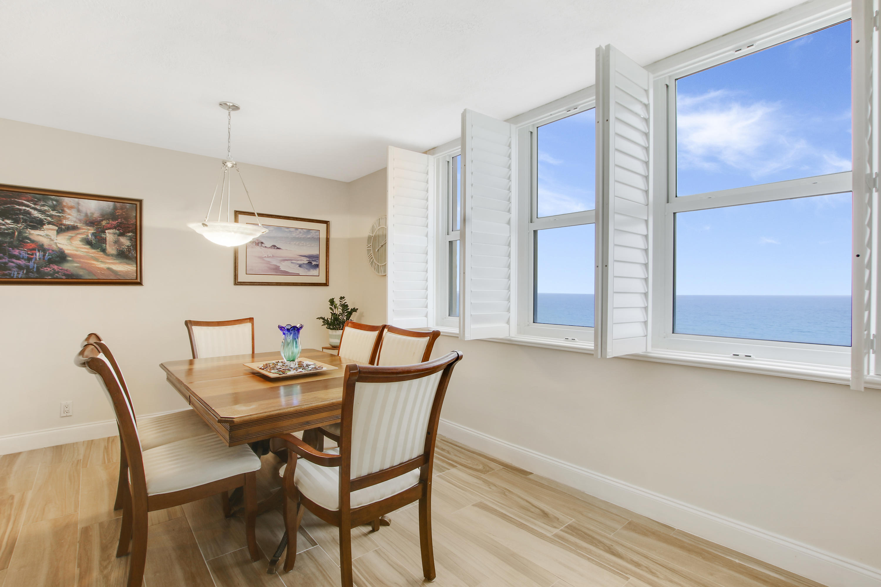 AQUARIUS CONDO - Residential