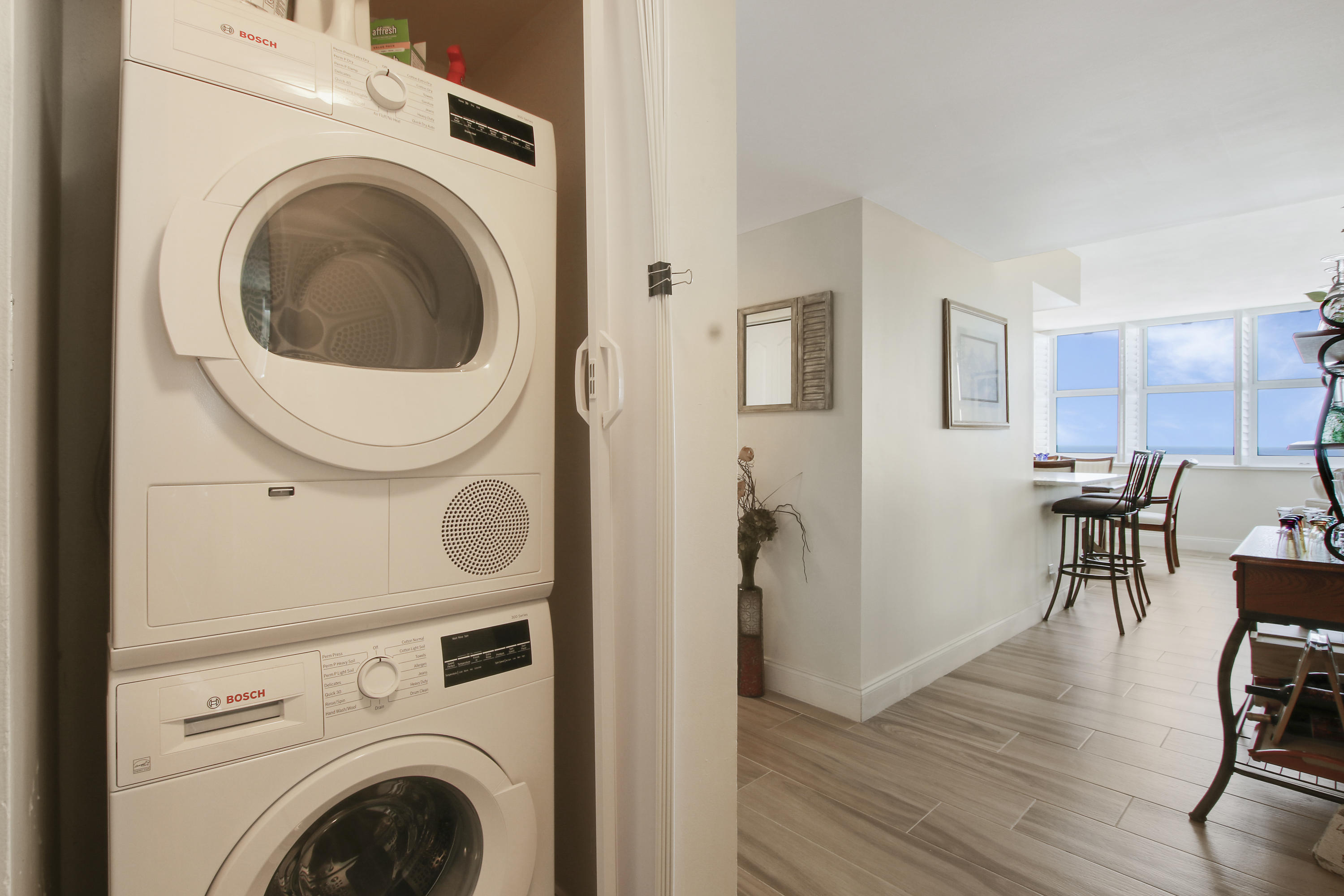 AQUARIUS CONDO - Residential