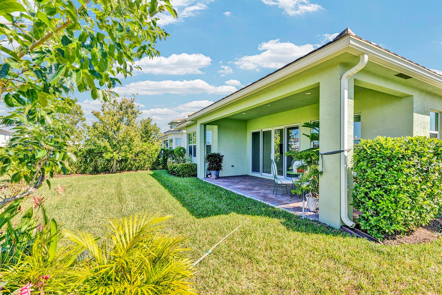 GROVES OF WESTLAKE - Residential