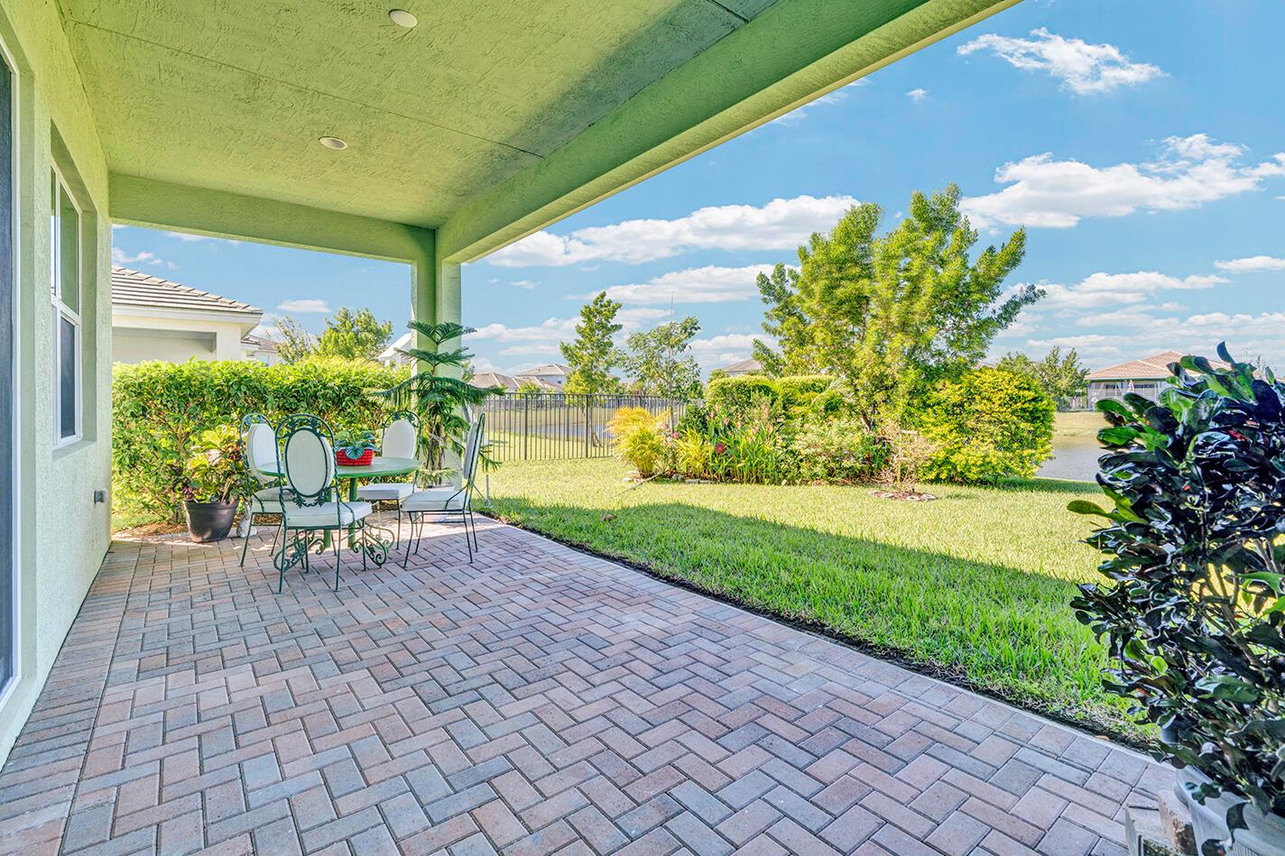 GROVES OF WESTLAKE - Residential