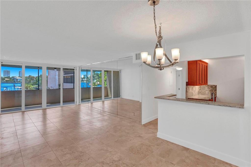 Bay Yacht Club - Residential