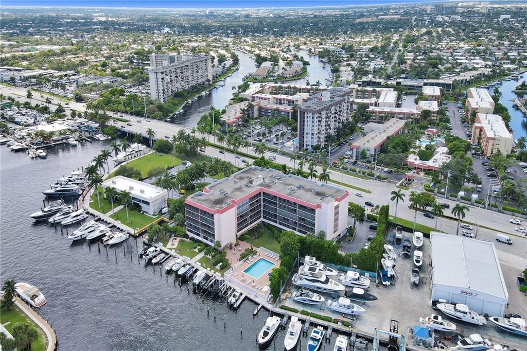 Bay Yacht Club - Residential