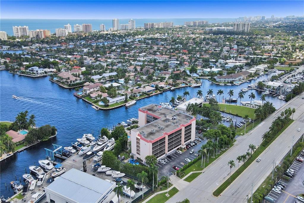 Bay Yacht Club - Residential