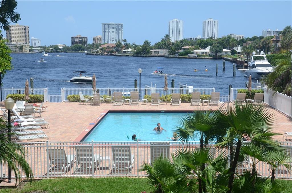 Bay Yacht Club - Residential