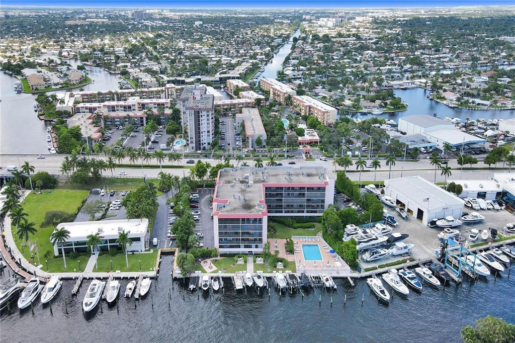 Bay Yacht Club - Residential