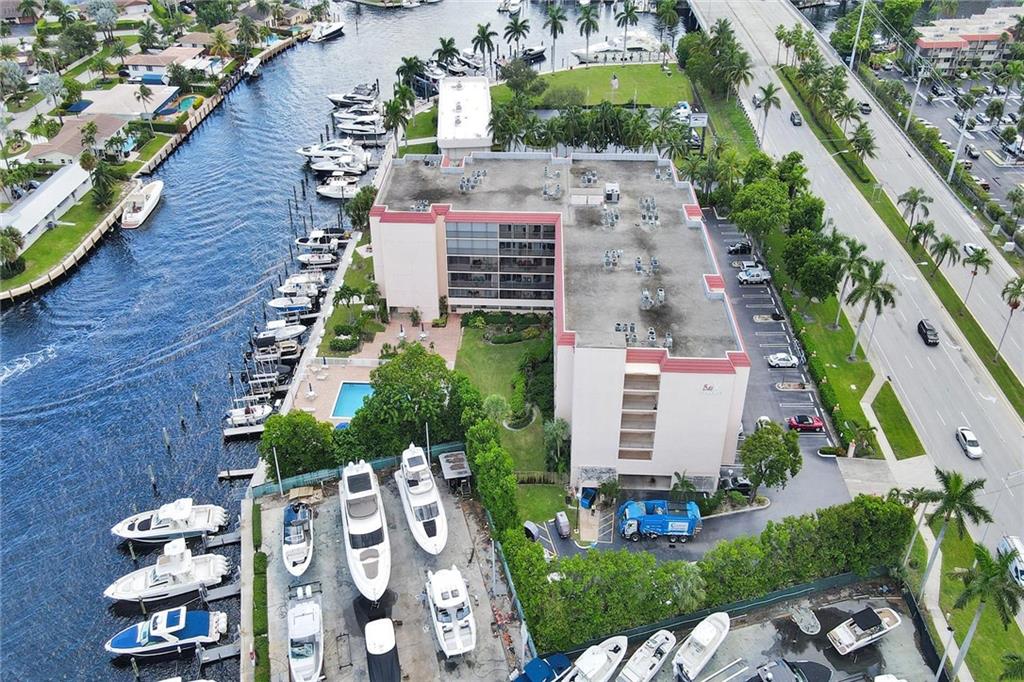 Bay Yacht Club - Residential