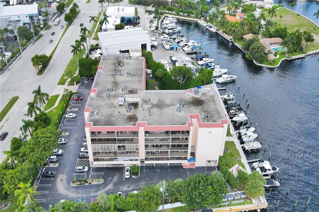 Bay Yacht Club - Residential
