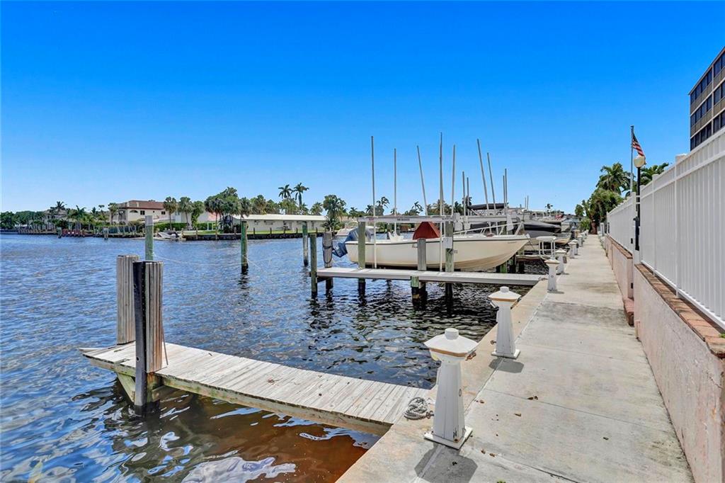 Bay Yacht Club - Residential