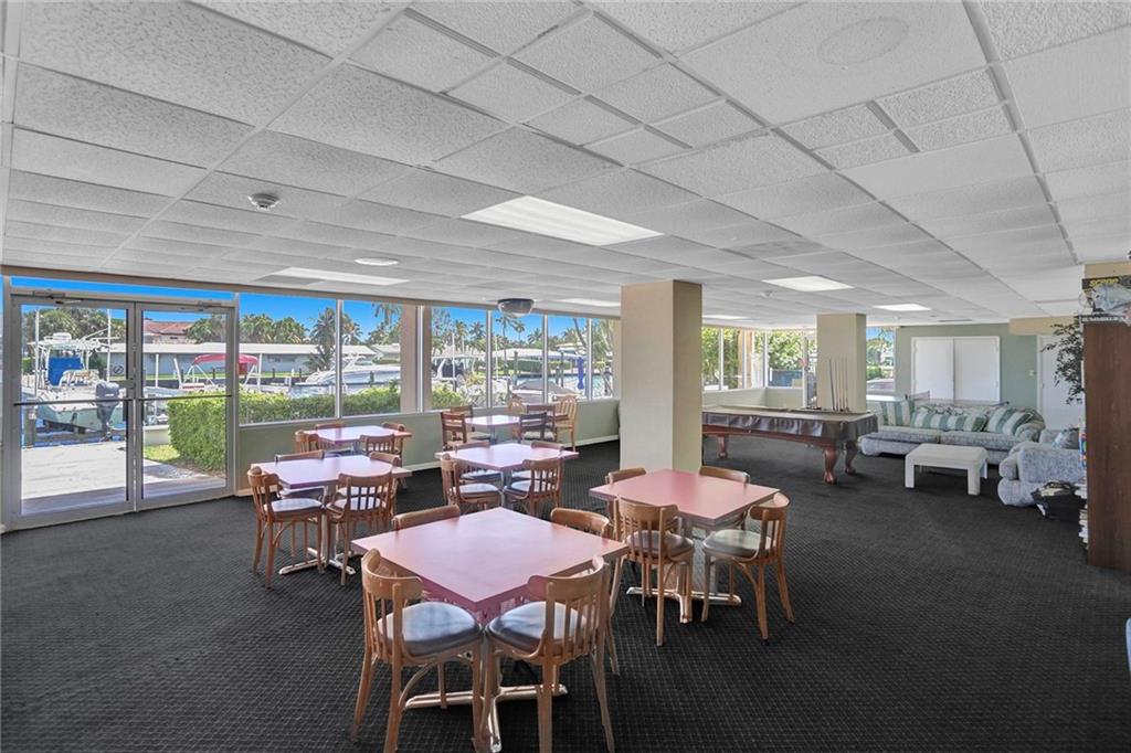 Bay Yacht Club - Residential