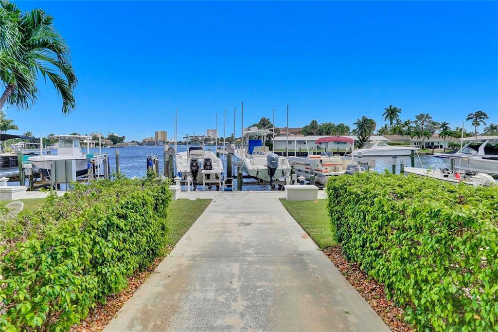 Bay Yacht Club - Residential