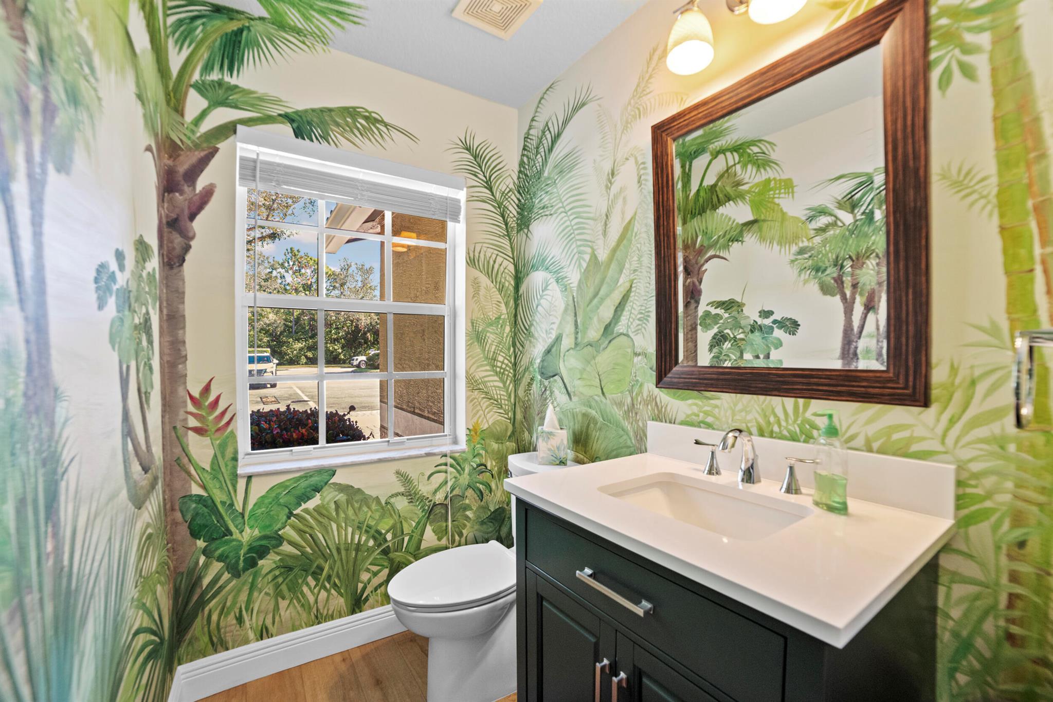 LEXINGTON LAKES - Residential