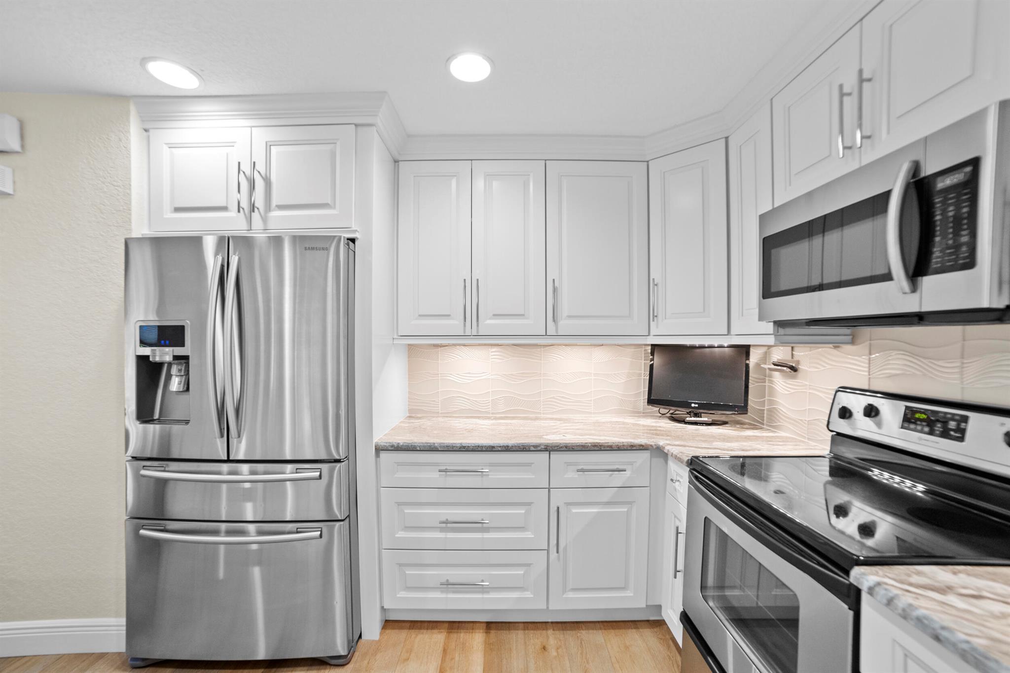 2736 SE Birmingham Drive