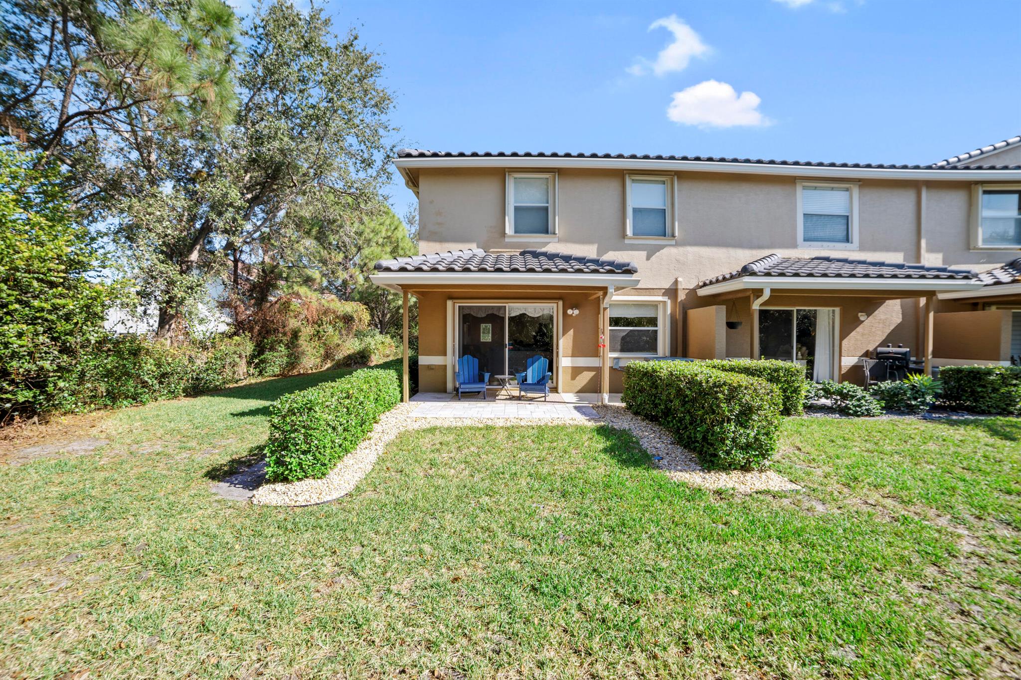 LEXINGTON LAKES - Residential