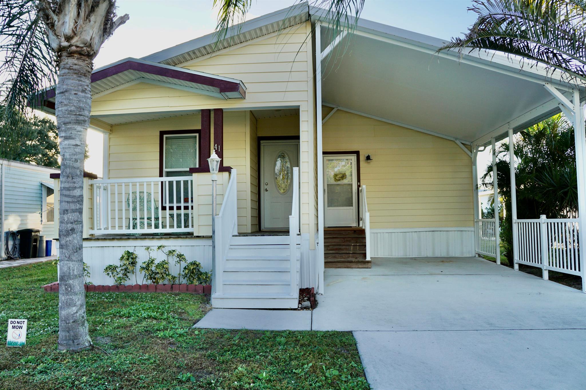 Spanish Lakes Golf - Residential