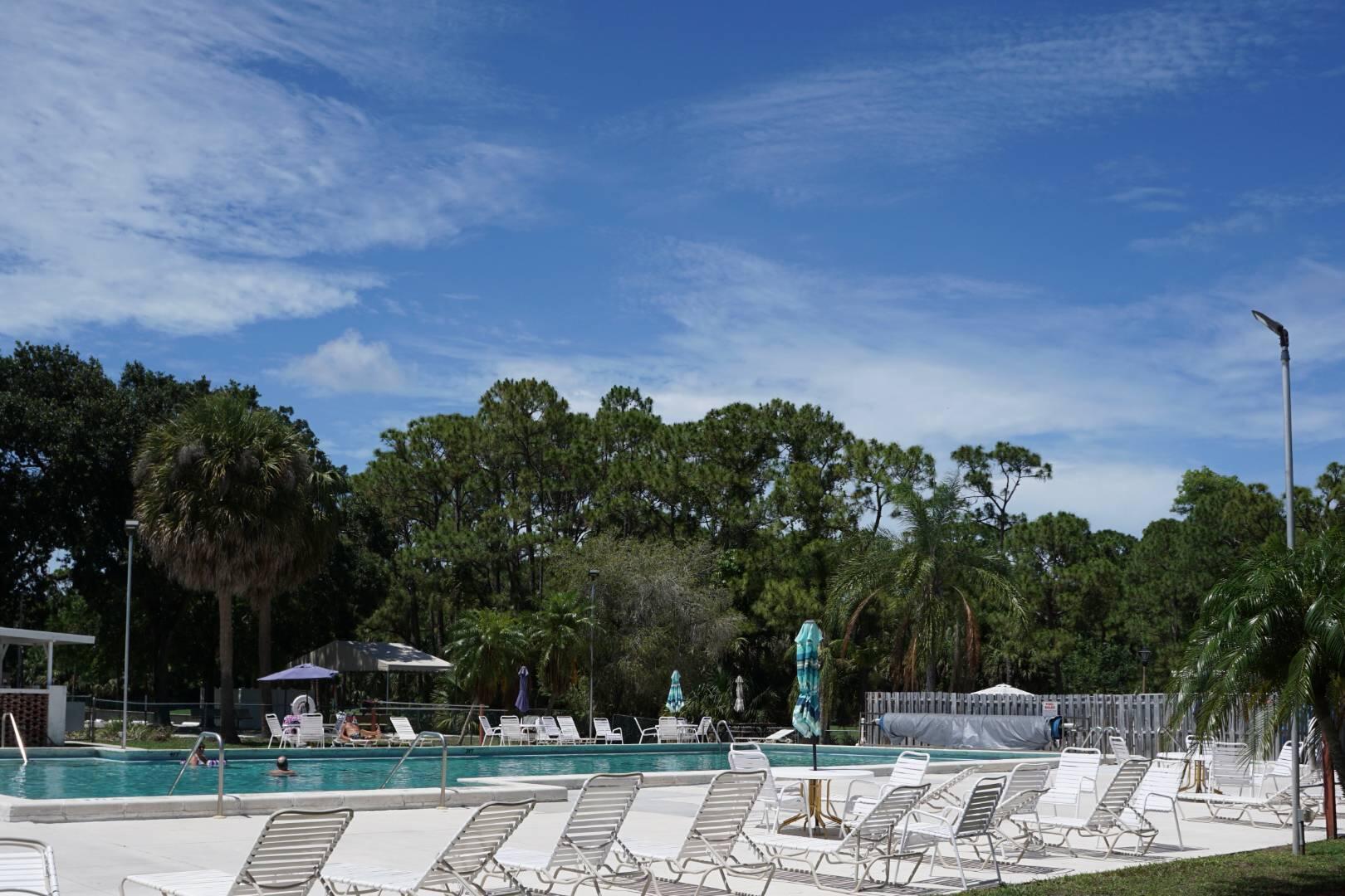 Spanish Lakes Golf - Residential