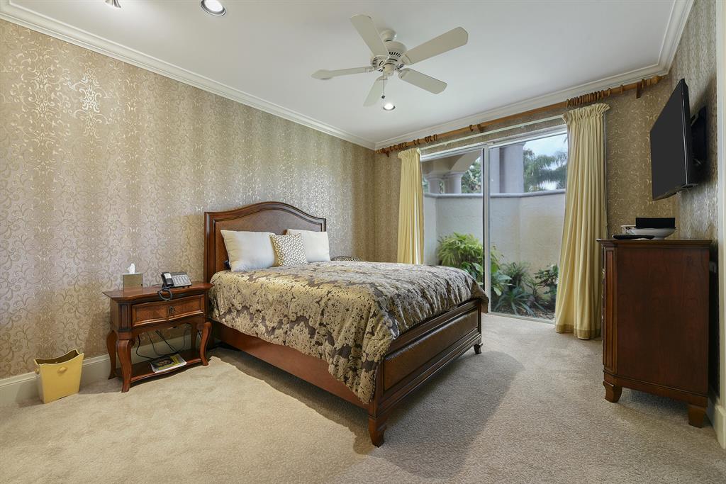 ST ANDREWS COUNTRY CLUB - Residential