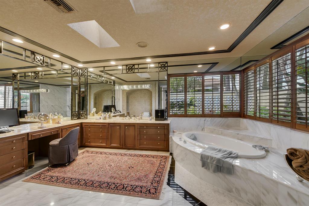 ST ANDREWS COUNTRY CLUB - Residential