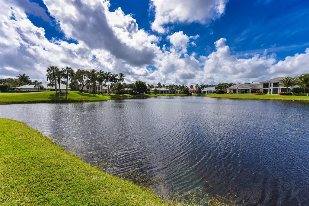 ST ANDREWS COUNTRY CLUB - Residential