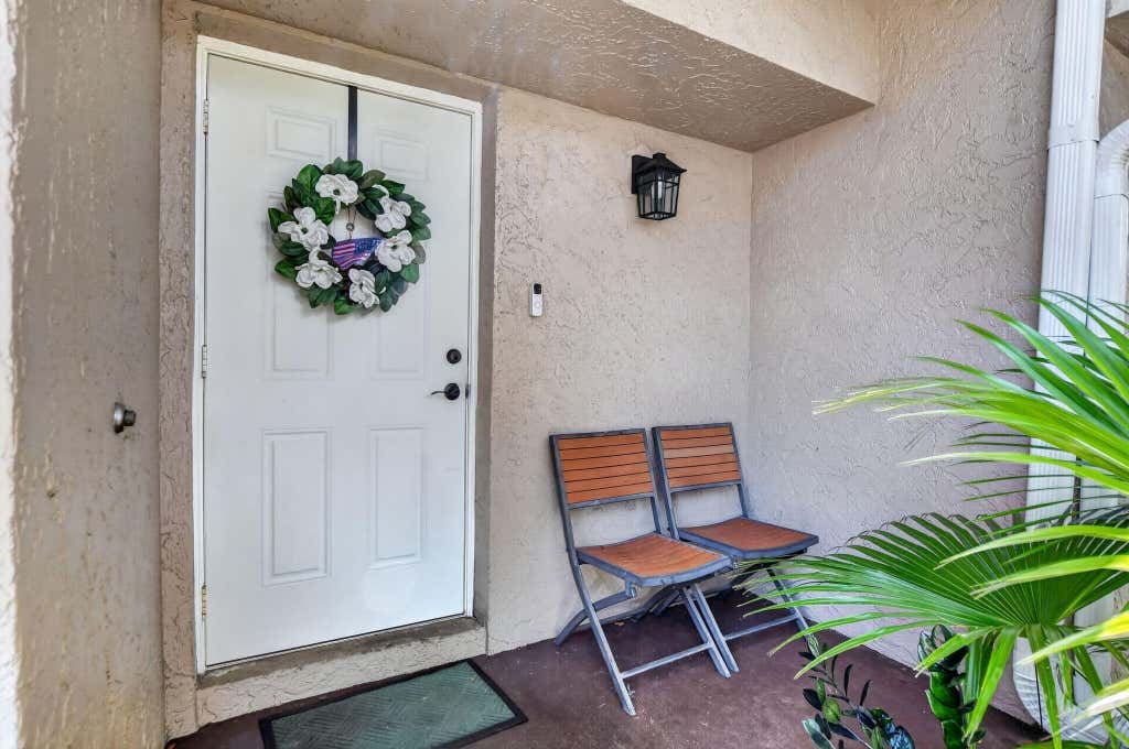 Photo of 2260 Discovery Circle W, Deerfield Beach, FL 33442 (MLS # B26063878)