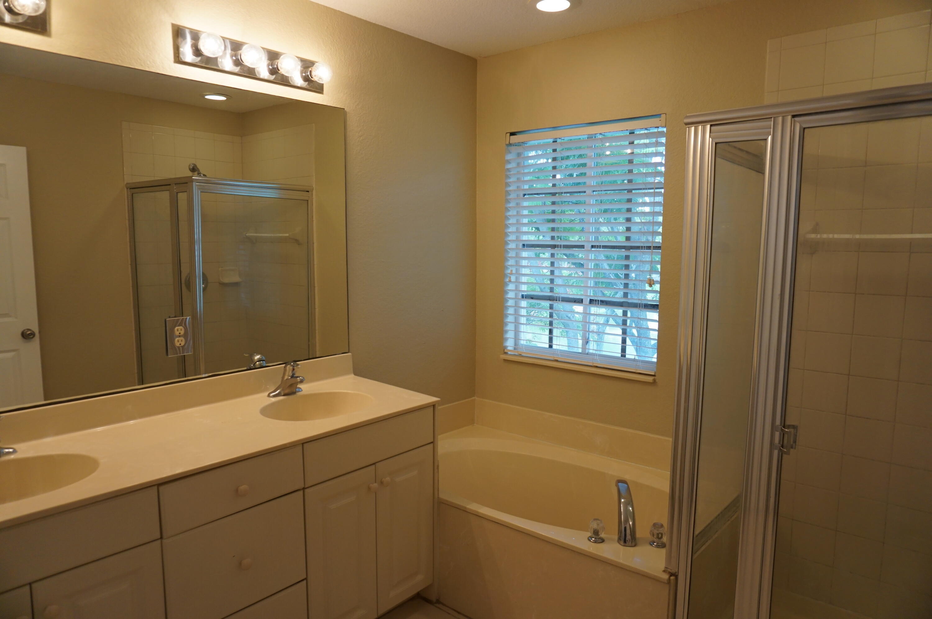 MARSH HARBOUR - Residential Lease