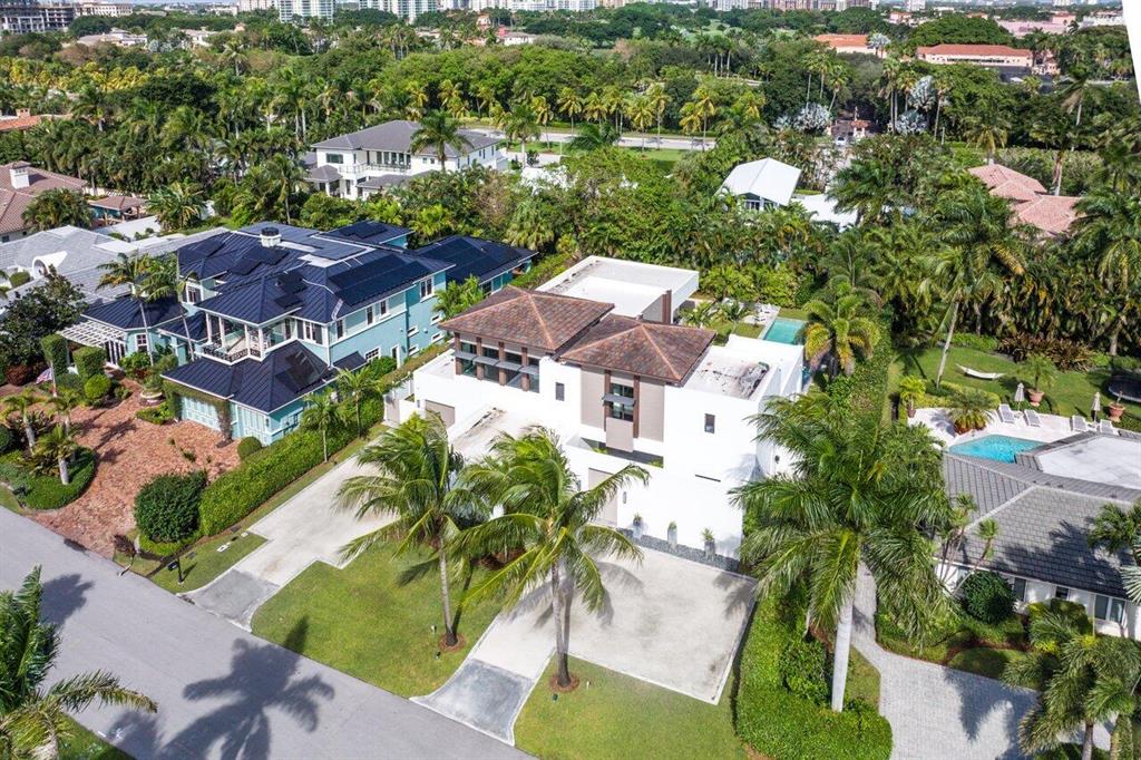 ROYAL PALM YACHT & COUNTRY CLUB - Residential