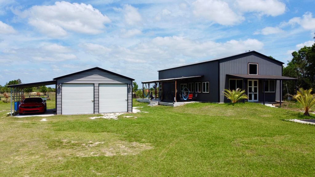 Photo of 8700 W Josephine Road, Sebring, FL 33875 (MLS # B26015346)