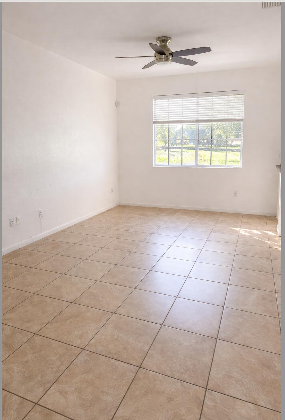 MARSH HARBOUR - Residential