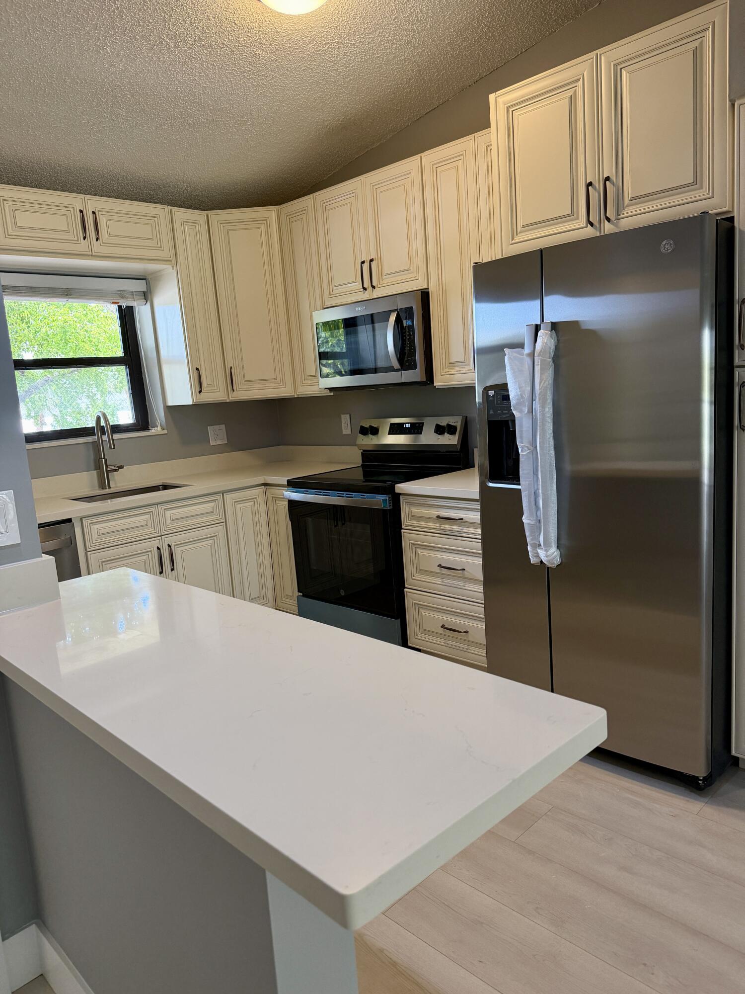 Photo 1 of 19 — 2650 Greenwood Terrace 2220, Boca Raton, FL 33431
