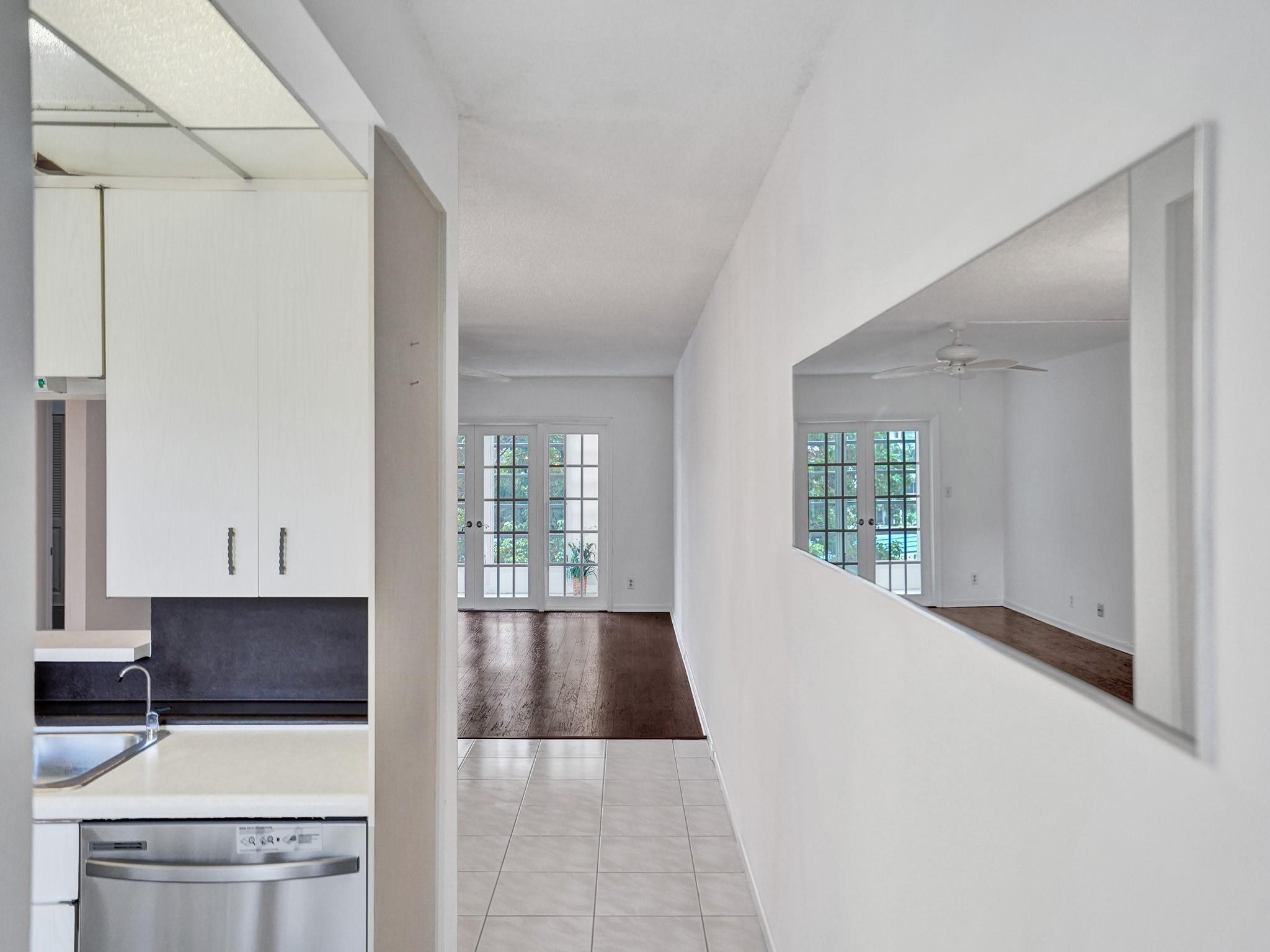 WYNMOOR VILLAGE - Residential