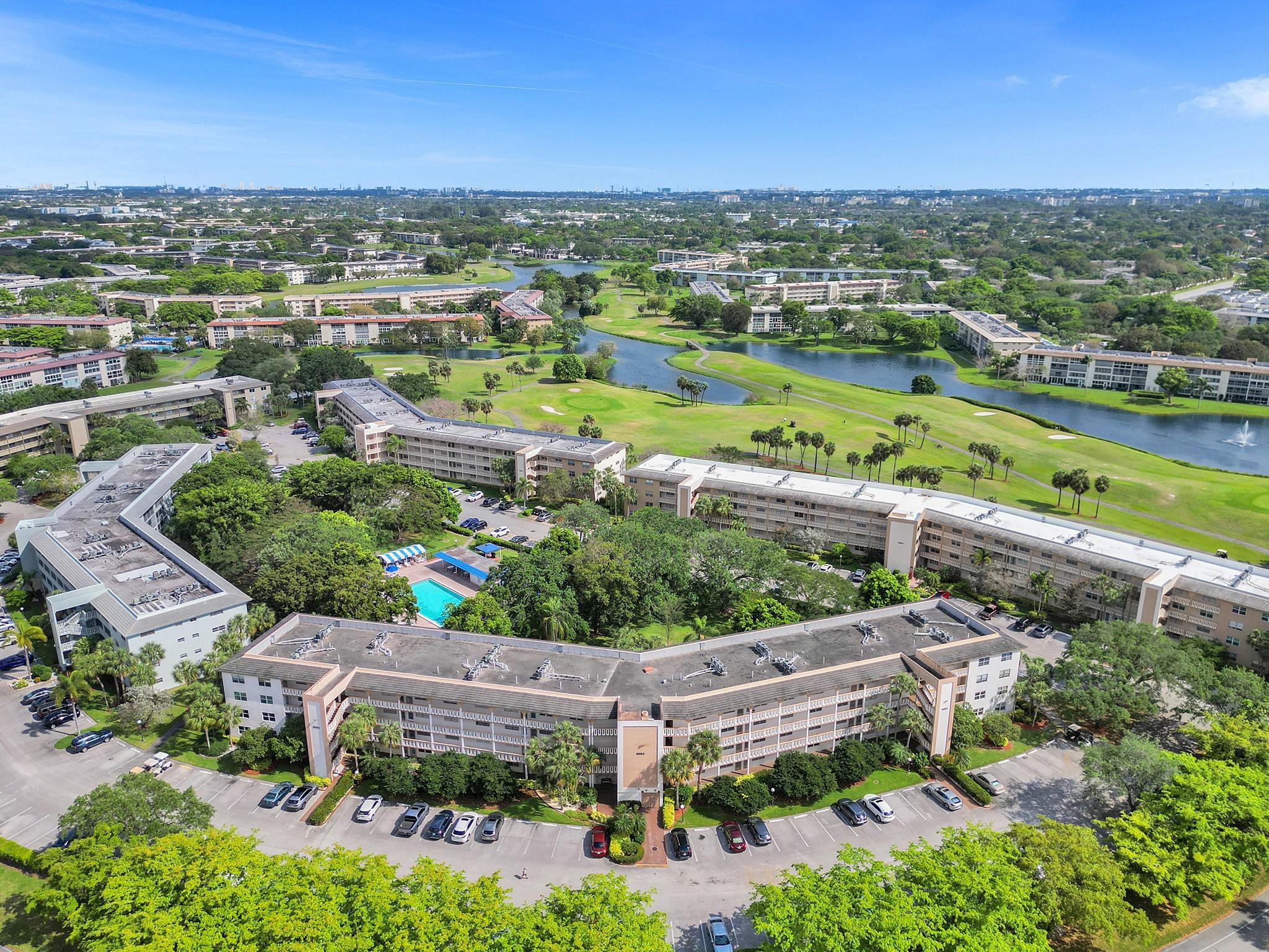 WYNMOOR VILLAGE - Residential
